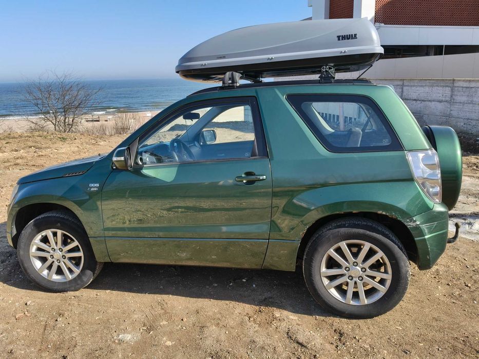 Grand Vitara an 2009 4x4 in 3 usi
