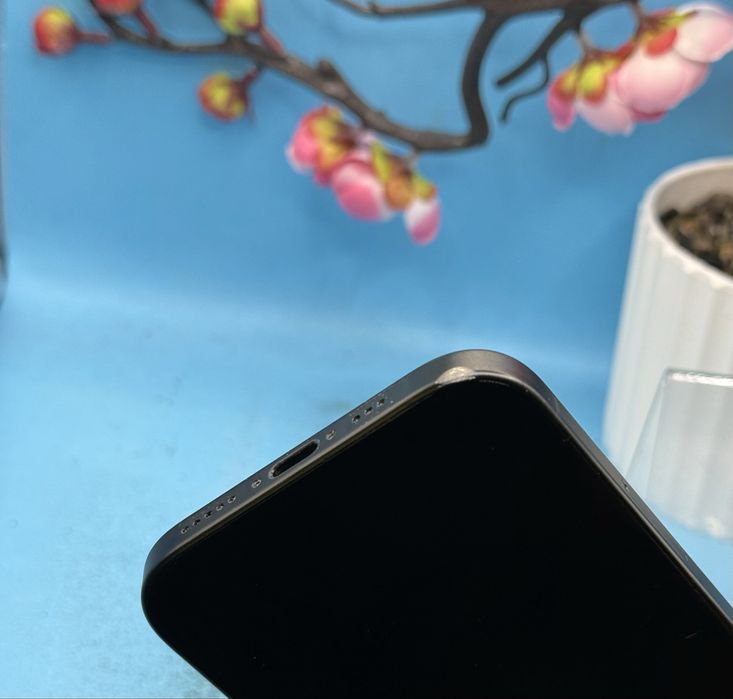 ГАРАНЦИОНЕН!!! Apple iPhone 16, 128GB, 5G, Black