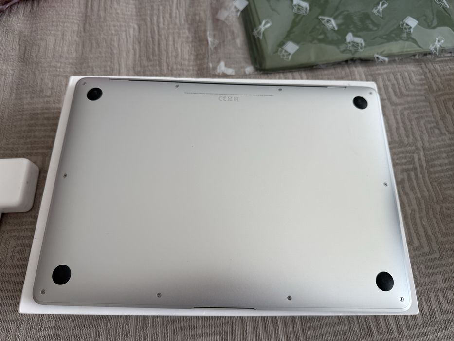 MacBook Air M1 2020 (factura)