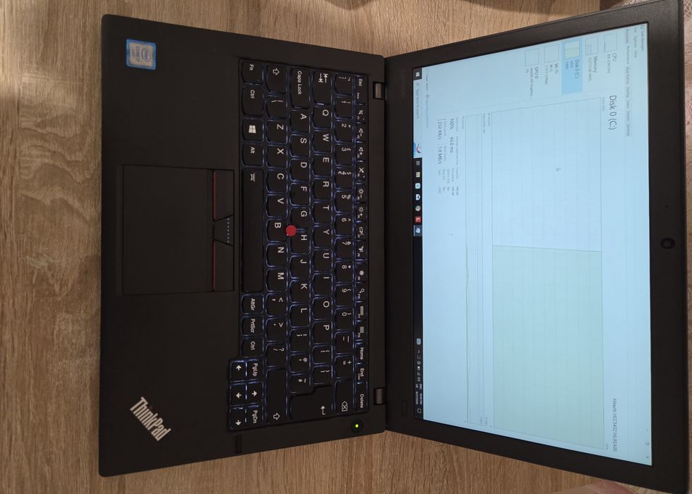 Laptop Lenovo ThinkPad X260 | i7 | 8GB RAM | Full HD 1080p | Tastatură iluminată