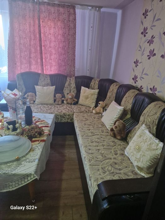 De vânzare mobilă