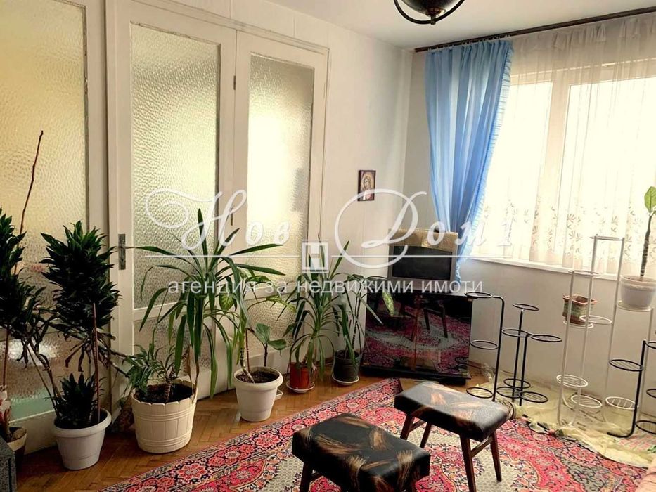 Продава се Многостаен апартамент в Варна, Център - 94 кв.м за 1985 €/кв.м - Снимка #17