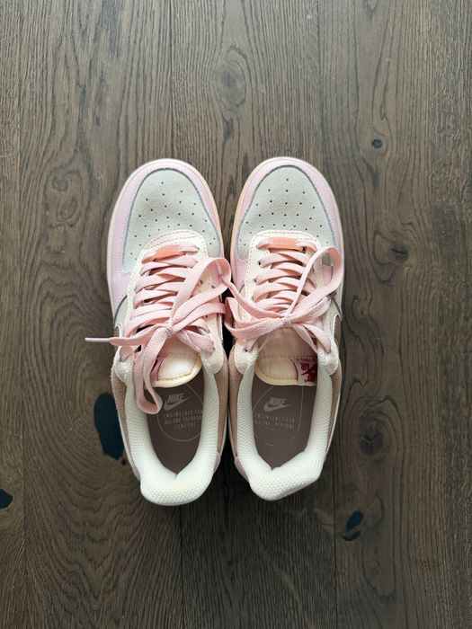 Nike маратонки НОВО