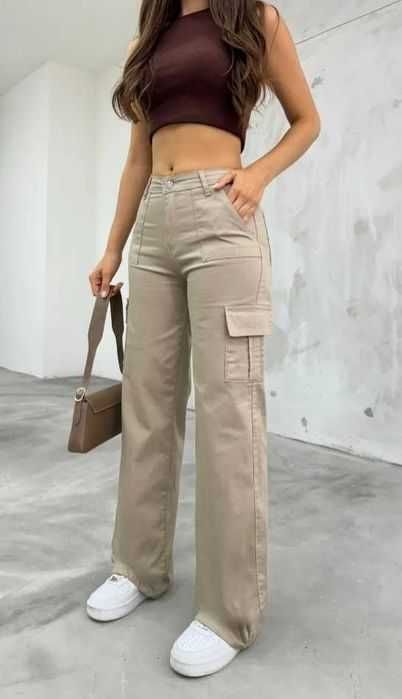 Blugi / Pantaloni cargo de la Bershka, S, M, L, XL