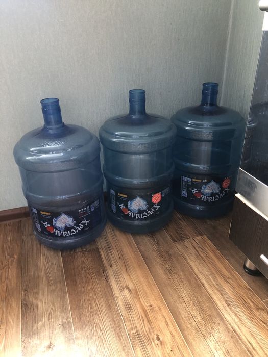 Бутыль 19 л  1500т каждая