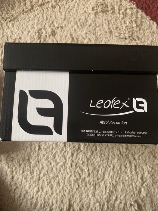 Vând panntofi barbati marimea 42