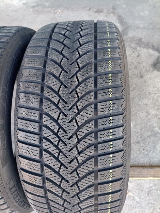 2 anvelope de iarna Semperit 235/35 R19 dot 2523