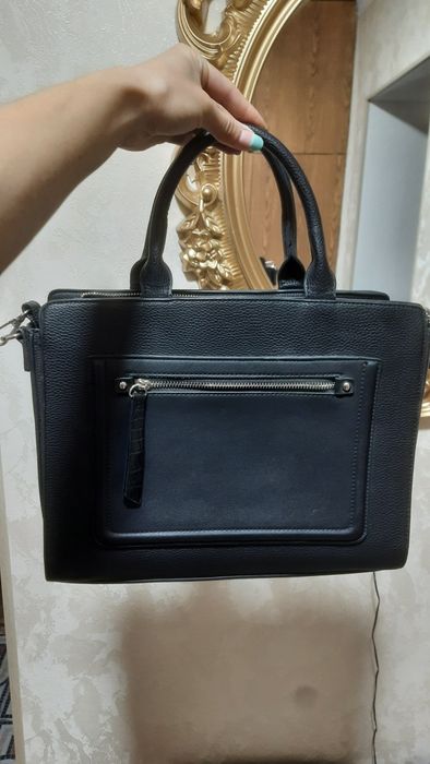 Продам кожаную сумку