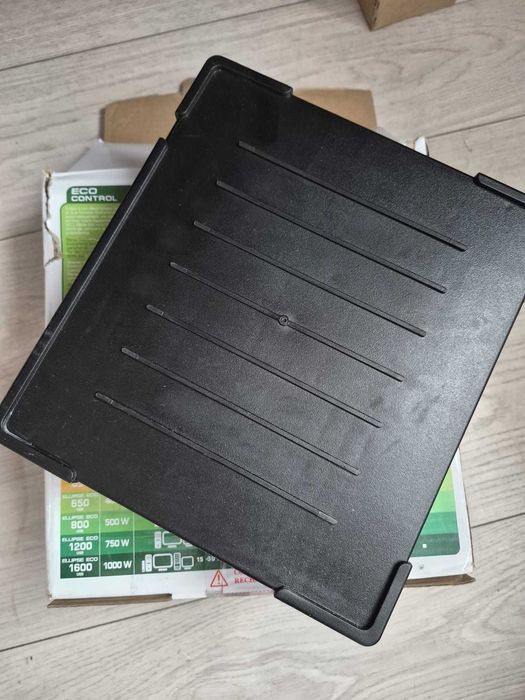 UPS Eaton Eclipse ECO 800
