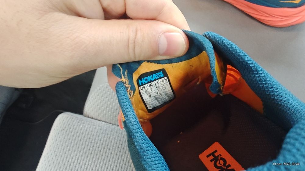 Adidasi hoka 43 ,1/3