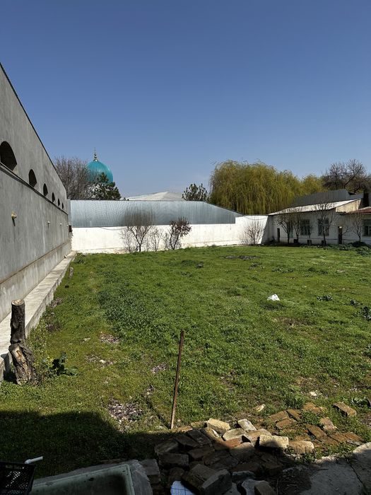 Уй/Ховли сотилади Назарбек