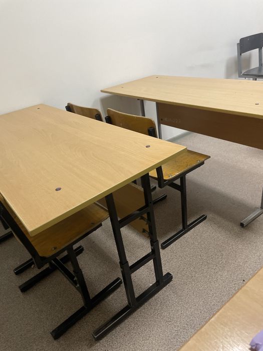 Продам парты, стулья юго-восток