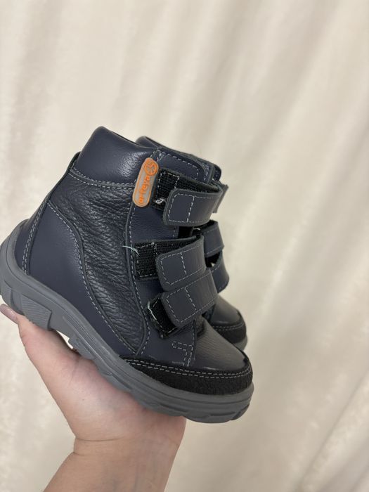 Продам ортопедические обувь