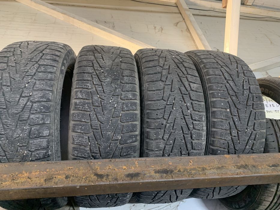 Комплект шин 235/55/19 nokian