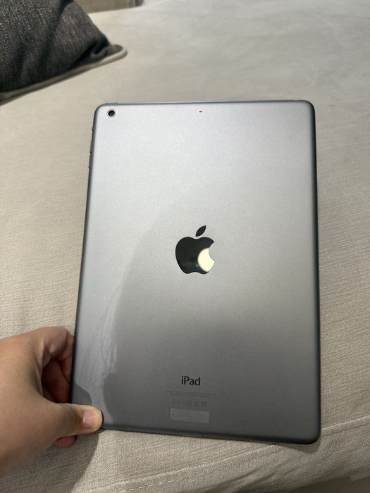 Apple IPad Air 1 поколения, M1474