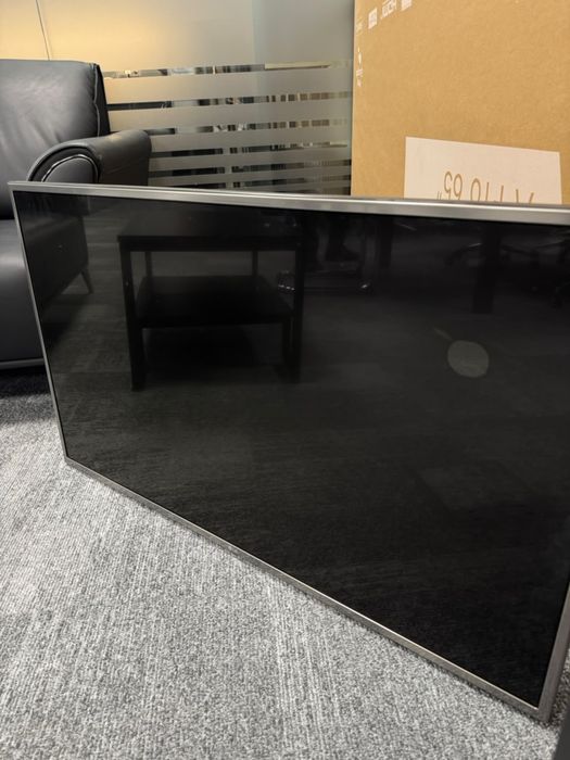 Телевизор LG 43″ 4K Smart TV - разбита матрица