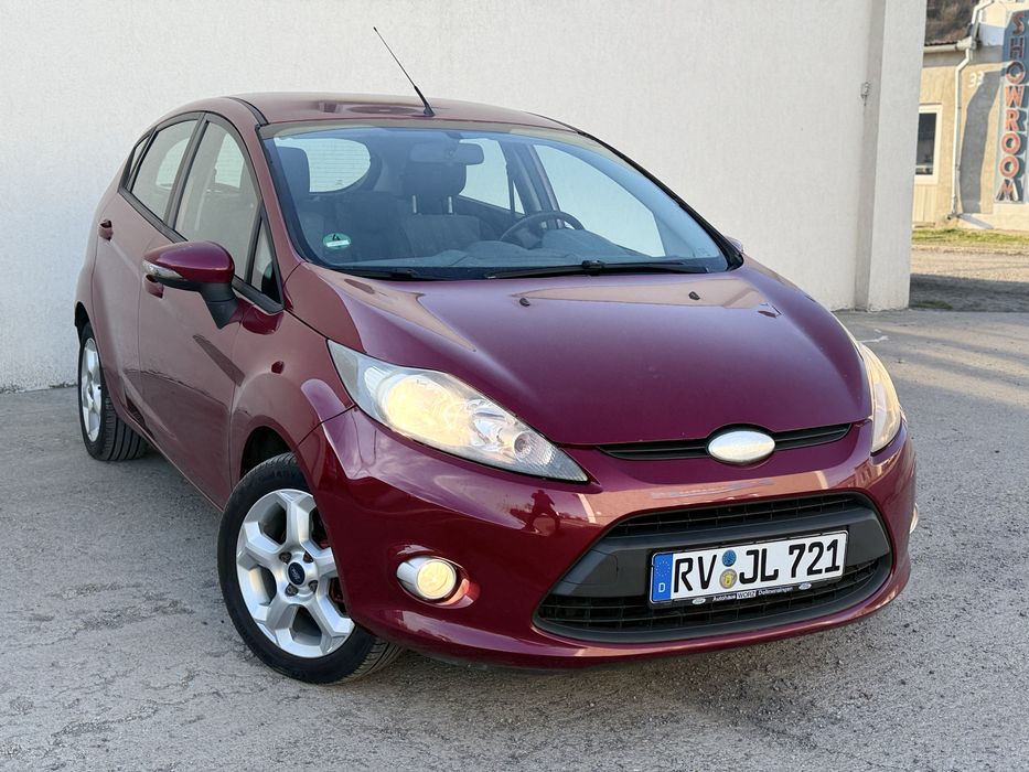 Ford fiesta titanium An fab 2010 Motor 1.4 Benzina import ger unic pro