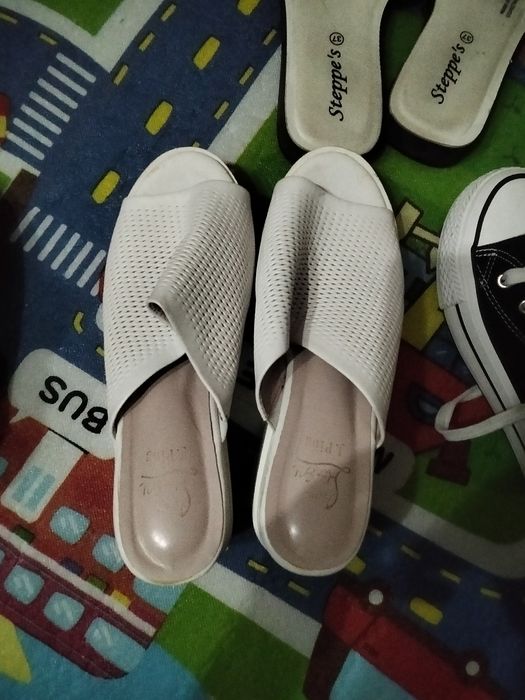 Продам женскую обувь!