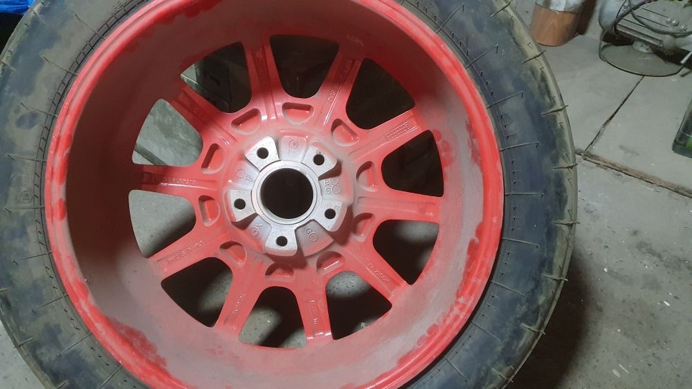 Запаска докатка на джип