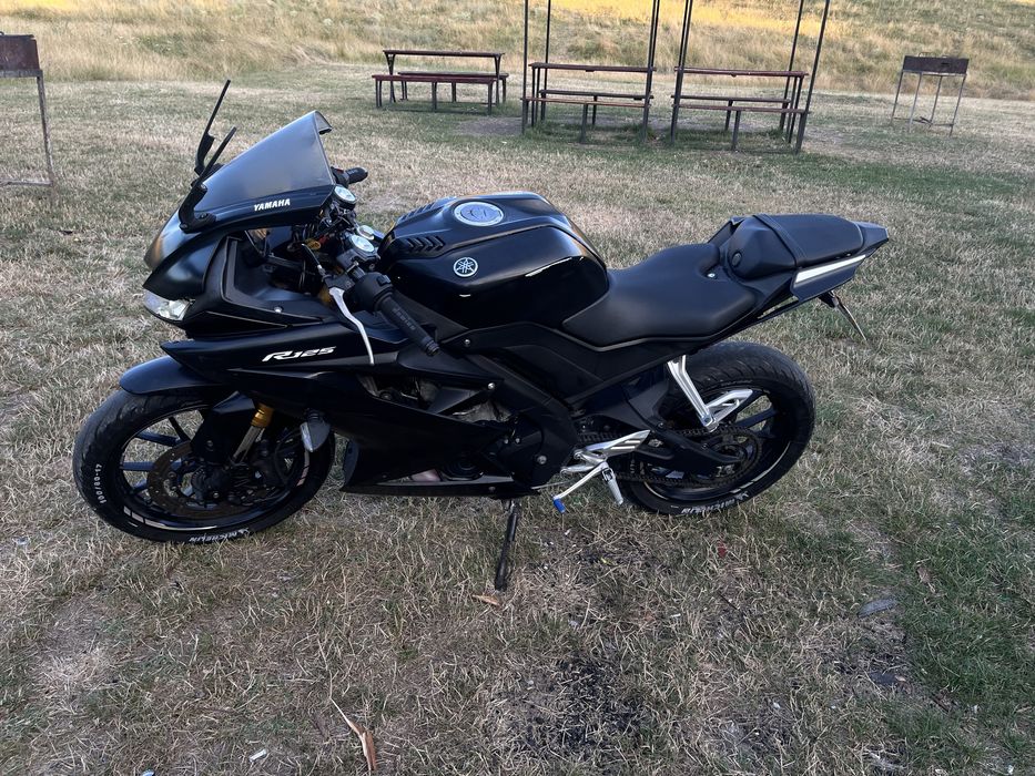 Yamaha yzf r 125  2019
