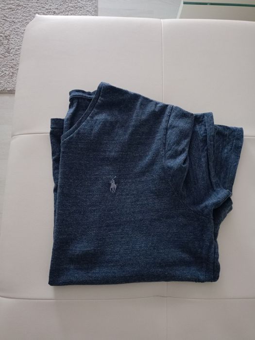 Vând tricou Ralph Lauren,in stare perfecta,mărimea L, produs de calita