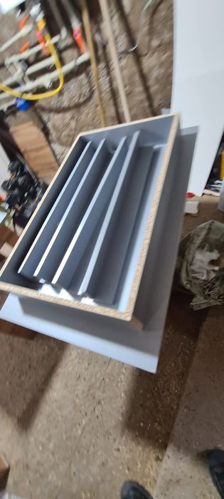 Стол новый есть доставка