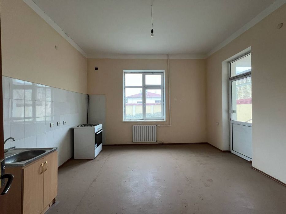 Arzon boldi 6 sotuqli tayyor kotedj sotiladi