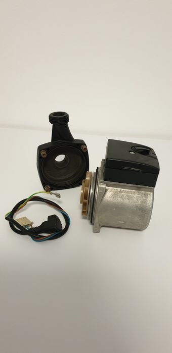 Pompa Recirculare Grundfos UP S 15-50 CE S87 Centrala Romstal Vision