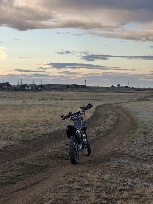 Продам эндуро 250куб