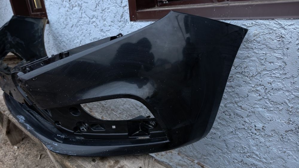 Продам передний бампер Лада Веста