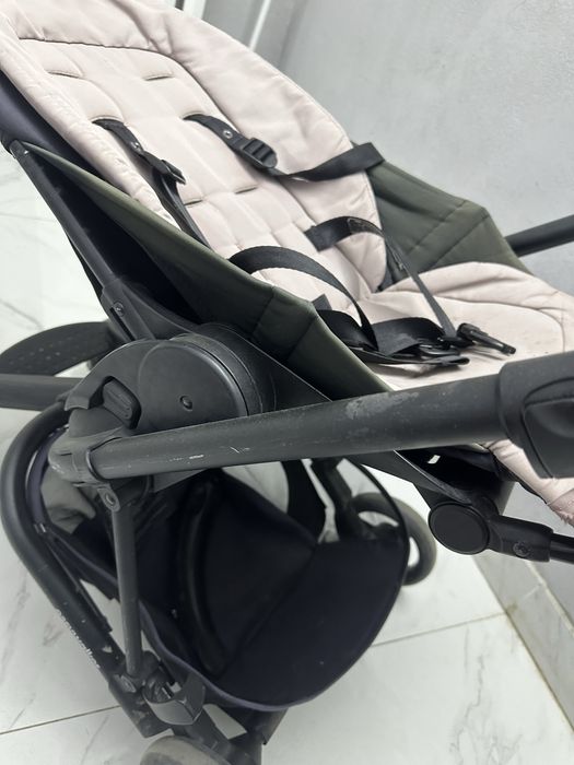 Продам коляску easywalker charley