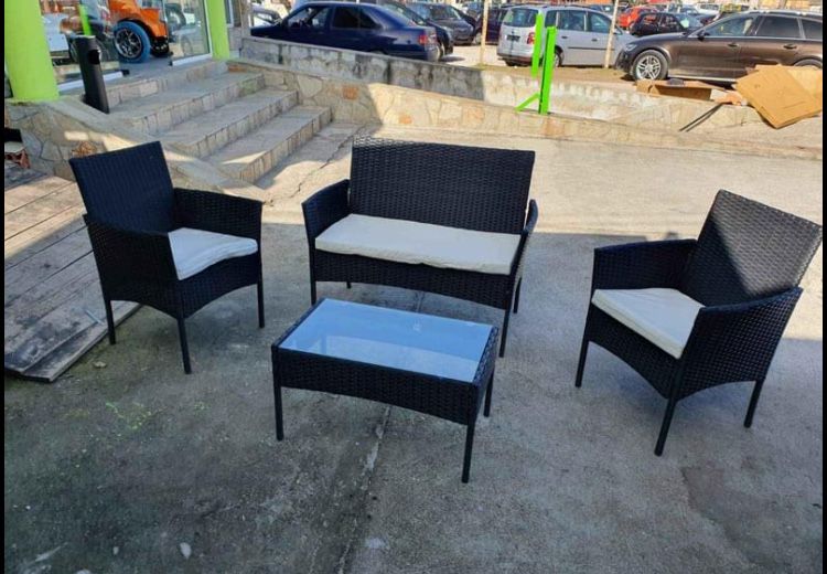 Ратанови мебели