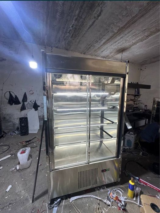 витрина холоделник