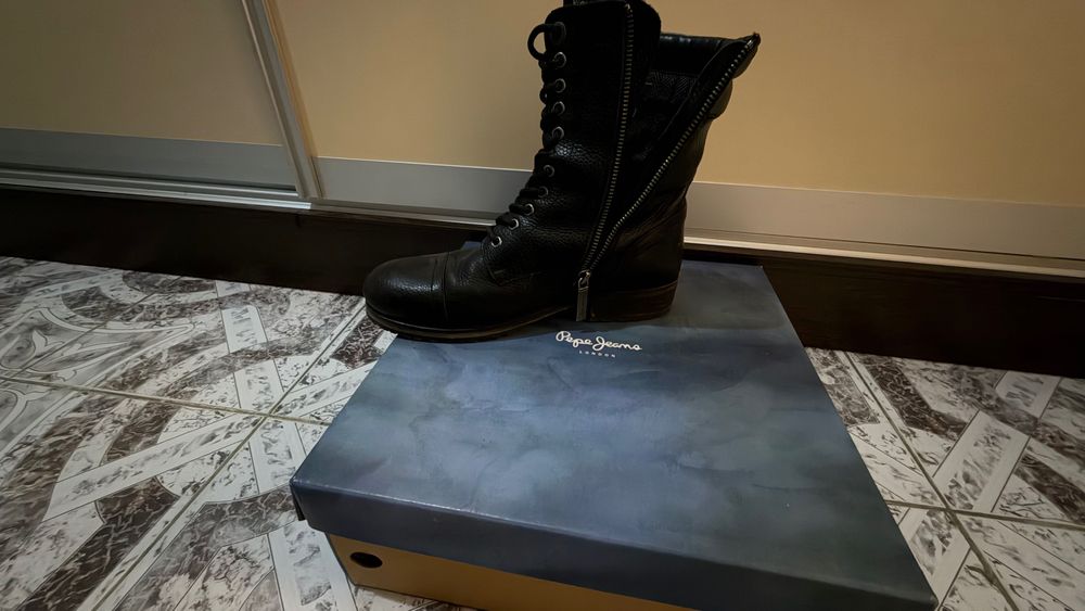 Боти от естествена кожа на Pépé Jeans