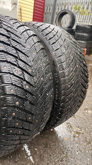 Продам резину 225/40/18