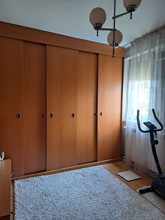 Vând apartament 3 camere Micro 19 Galați