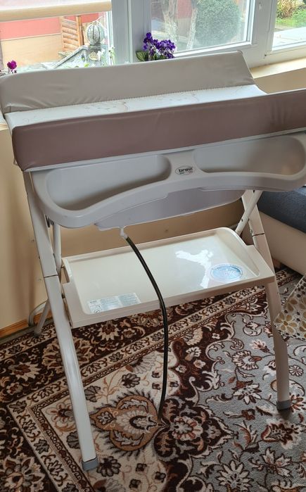 3 в 1 повивалник корито стойка Brevi