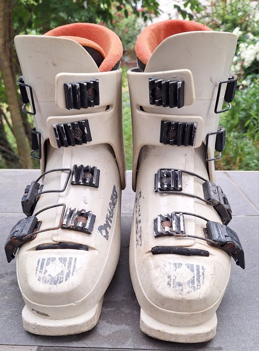 Два чифта Ски обувки