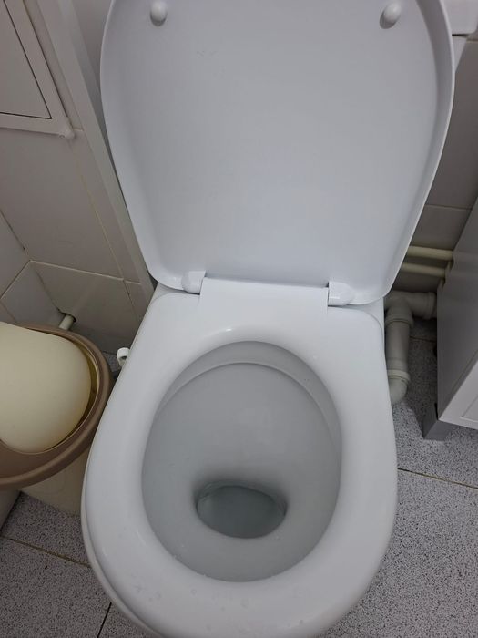 Раквина шкаф туалет продам