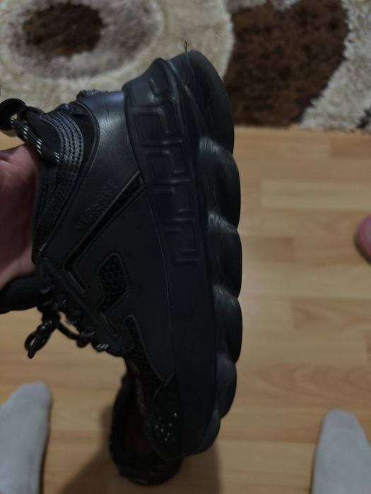 Versace Chain Reaction