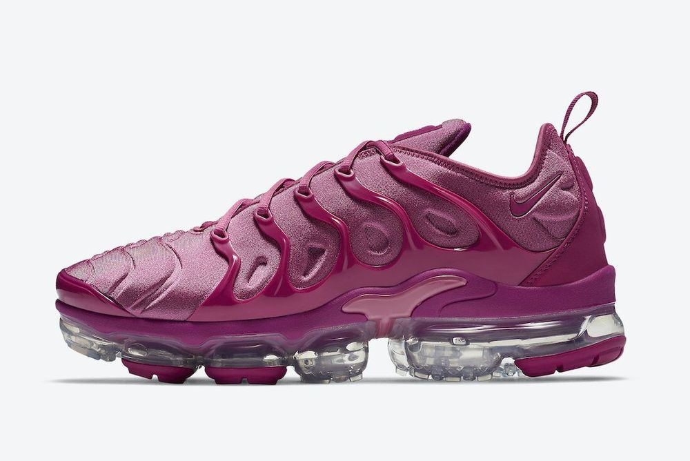 Nike VaporMax Plus "Berry"