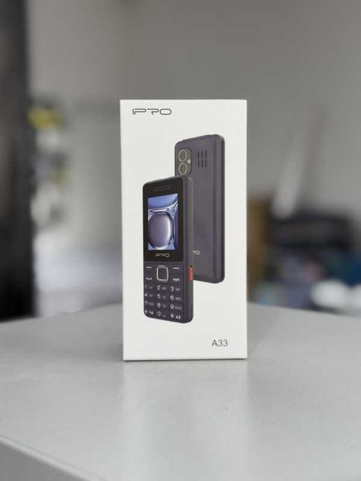 Мобилен телефон IPRO с БГ МЕНЮ, двоен фенер, 2G, 2,4”, 1800mAh, 2 SIM
