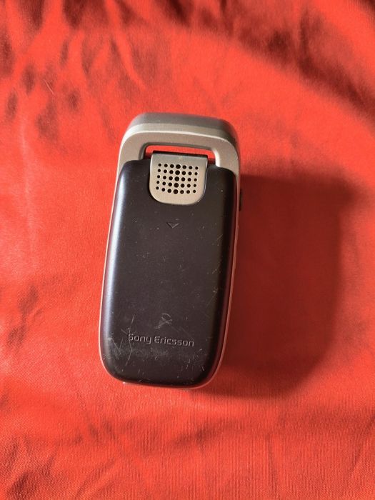 Sony Ericsson z525a cingular ( liber de rețea,lb română)