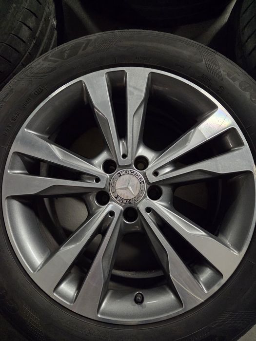 Джанти 18 цола с гуми за Мерцедес (5х112)