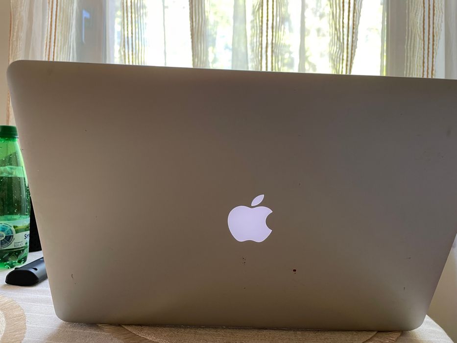 Продавам MacBook Pro 2013 750GB