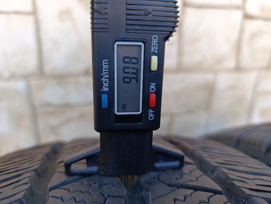 Зимни гуми Continental 215/65/16C Van Contact Winter