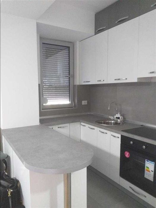 Тристаен имот в кв.Надежда 2