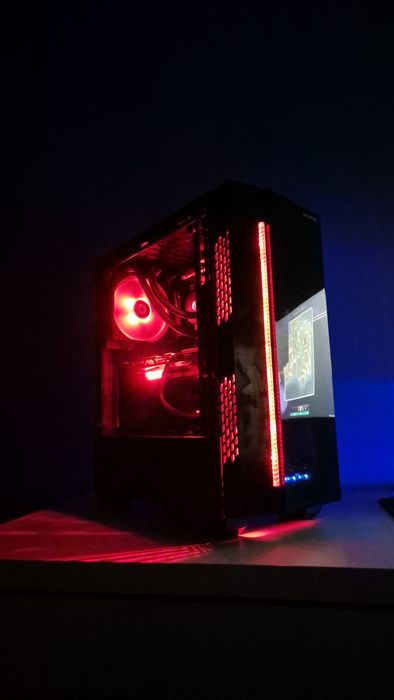PC Gaming / Ryzen 5 / RX 6600 XT / 1TB