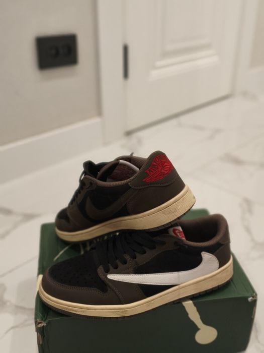 Nike Travis Scott x Air Jordan 1 Low 'Mocha'