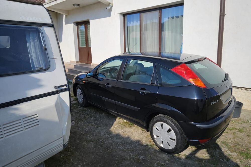 FORD Focus 2002 — imagine 3